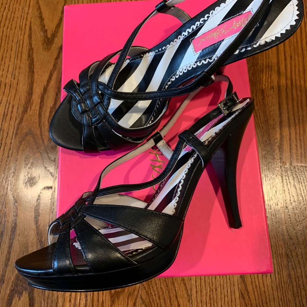 Betsey Johnson Black Leather Platform Strappy Heel